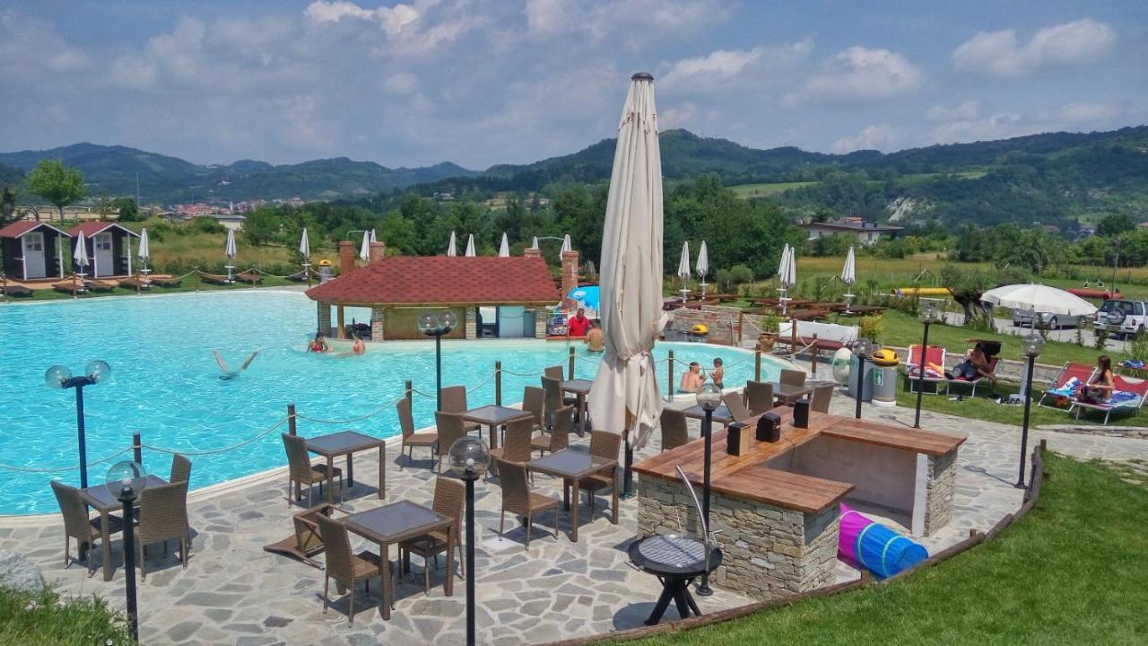 Relais Black Horse Millesimo Esterno foto