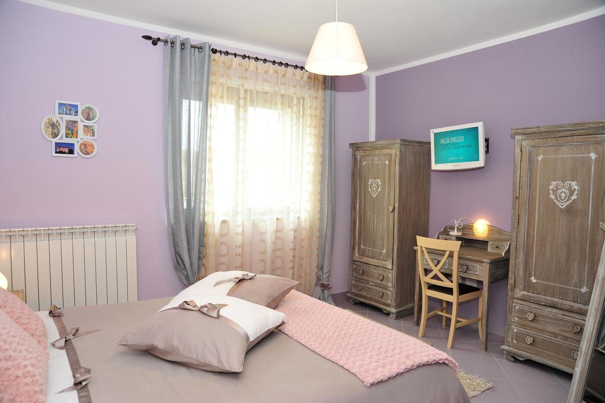 Relais Black Horse Millesimo Camera foto
